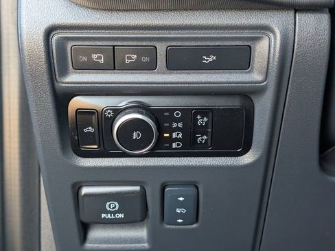 Used 2024 Ford F150 Lariat w/ FX4 Off-Road Package image 22