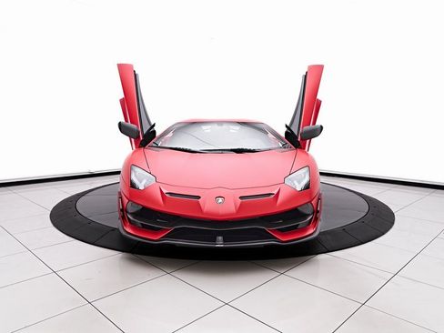 Used 2019 Lamborghini Aventador SVJ image 30