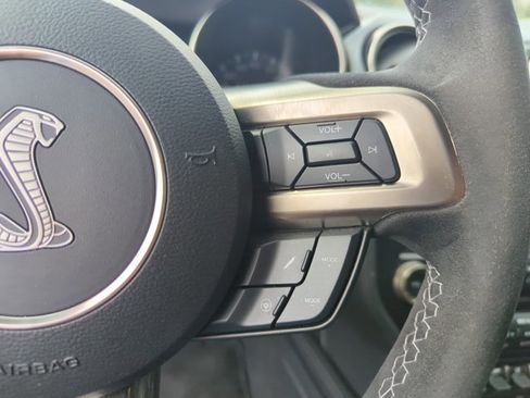 Used 2019 Ford Mustang Shelby GT350 w/ Technology Package image 13