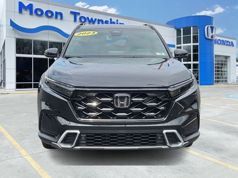 Used 2023 Honda CR-V Sport Touring image 2