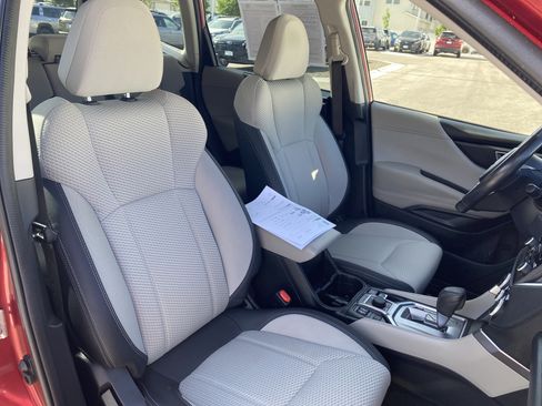 Certified 2022 Subaru Forester Premium AWD/4WD image 21