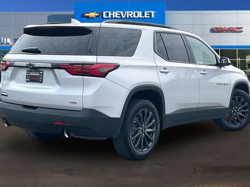 Used 2022 Chevrolet Traverse RS FWD image 6