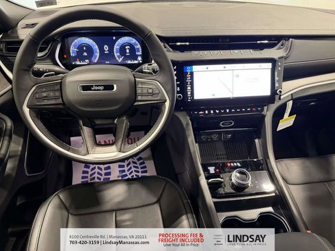 New 2026 Jeep Grand Cherokee Limited image 17