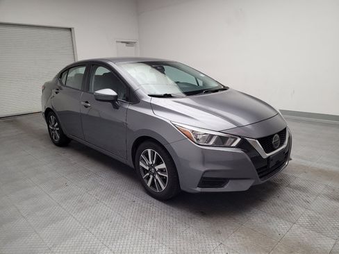 Used 2021 Nissan Versa SV FWD image 11