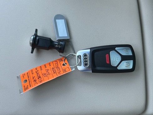 Used 2025 Audi Q5 2.0T Premium Plus w/ Premium Plus Package image 72