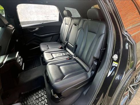 Used 2021 Audi Q7 3.0T Prestige AWD/4WD image 35
