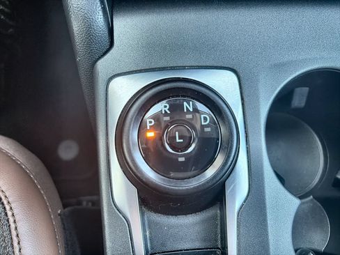 Used 2025 Ford Bronco Sport Outer Banks w/ Outer Banks Tech Package+ AWD/4WD image 16