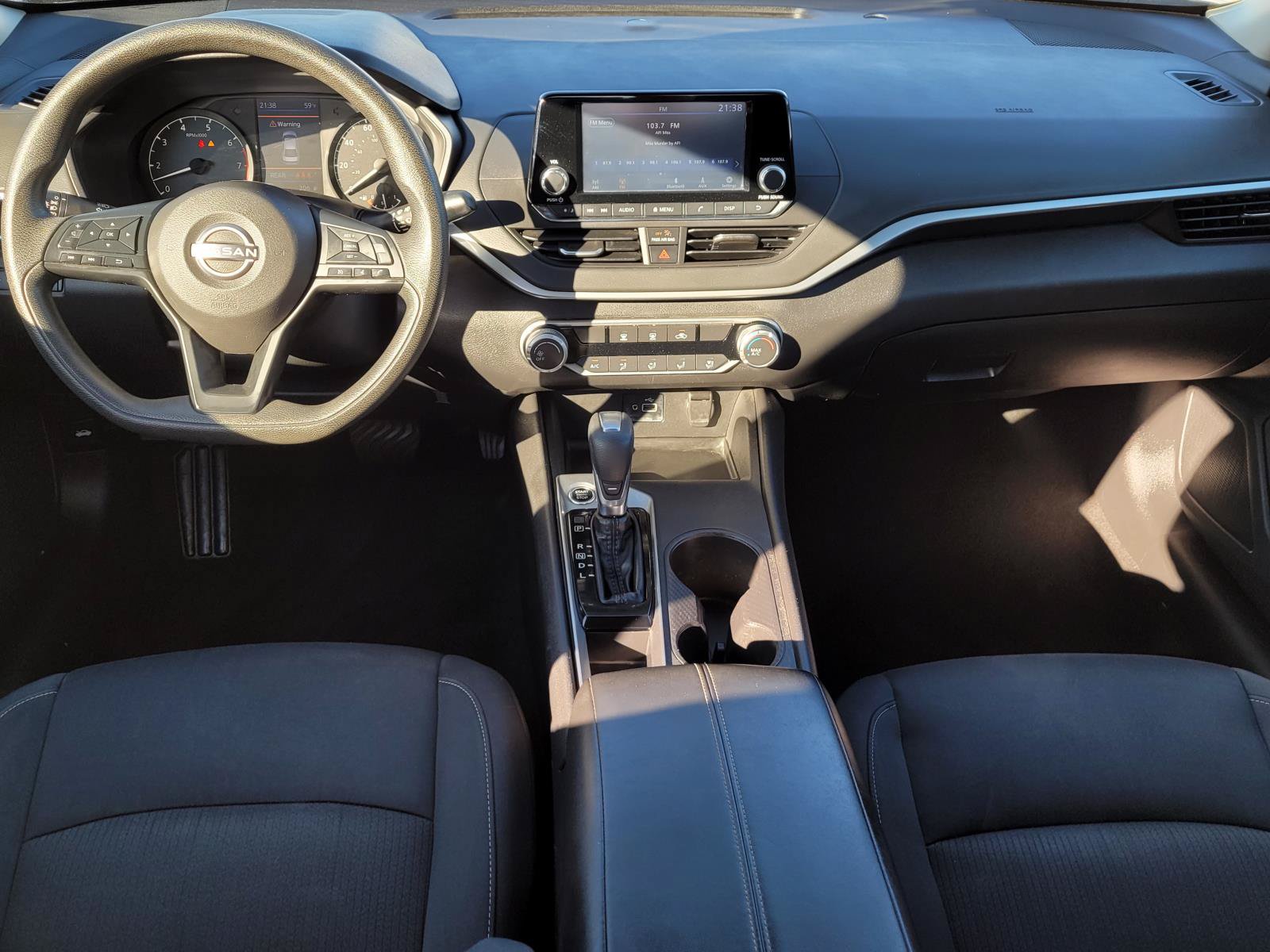 Used 2023 Nissan Altima 2.5 S FWD image 5
