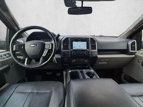 Used 2018 Ford F150 XLT w/ Equipment Group 302A Luxury AWD/4WD image 15