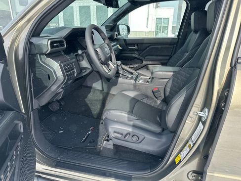 New 2026 Toyota Tacoma TRD Off-Road AWD/4WD image 16