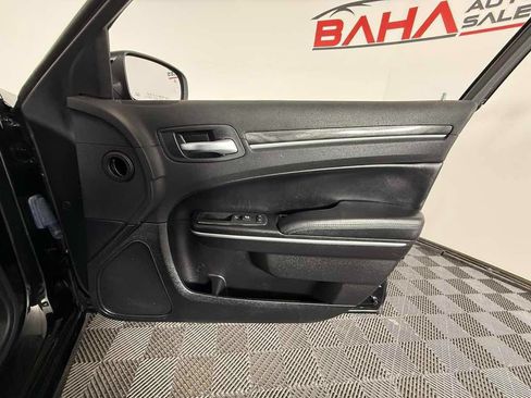 Used 2021 Chrysler 300 Touring L RWD image 32