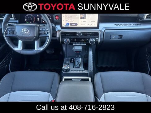 Certified 2025 Toyota Tacoma TRD Off-Road image 5