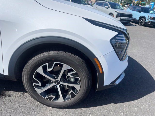 Certified 2024 Kia Sportage EX AWD/4WD image 28