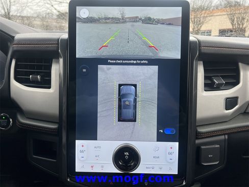 Used 2022 Ford Expedition Timberline image 6