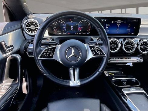 Used 2025 Mercedes-Benz CLA 250 4MATIC image 8