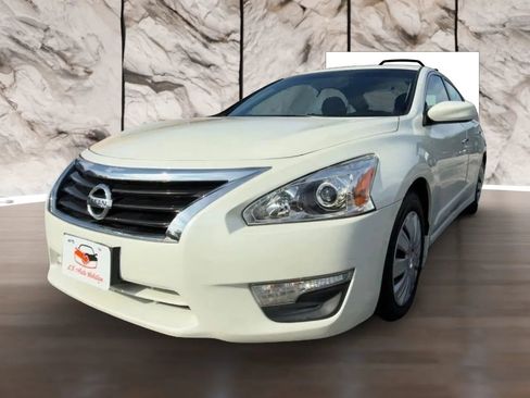 Used 2013 Nissan Altima 2.5 S image 1