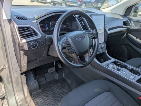 Used 2023 Ford Edge SE w/ Black Appearance Package AWD/4WD image 8