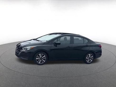 Used 2025 Nissan Versa SV FWD image 8