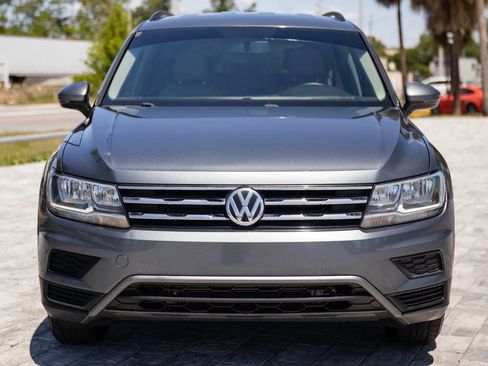 Used 2018 Volkswagen Tiguan S FWD image 4