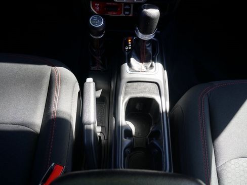 Used 2022 Jeep Wrangler Unlimited Rubicon w/ LED Lighting Group image 17