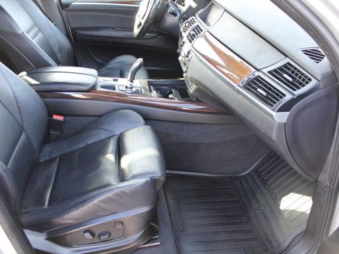 Used 2013 BMW X5 xDrive35i image 8