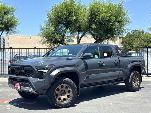 New 2026 Toyota Tacoma 4x4 Double Cab Hybrid image 2
