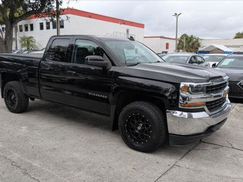 Used 2018 Chevrolet Silverado 1500 LT image 11