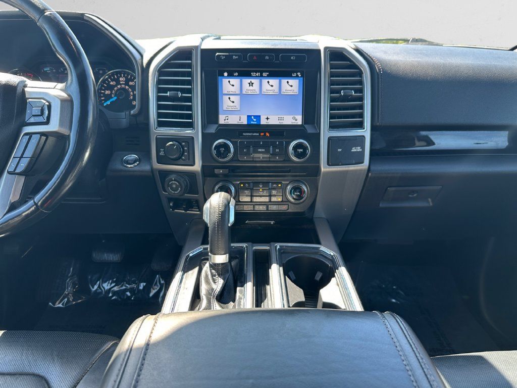 Used 2017 Ford F150 Platinum w/ Equipment Group 701A Luxury AWD/4WD image 12
