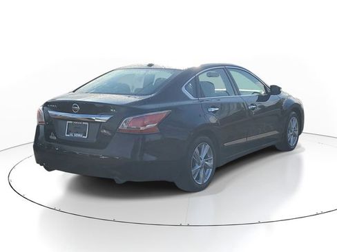 Used 2015 Nissan Altima 2.5 SL image 4