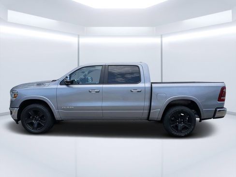 Used 2022 RAM 1500 Laramie AWD/4WD image 6