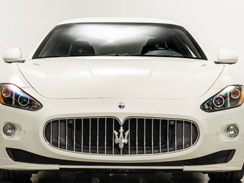 Used 2012 Maserati GranTurismo S image 4
