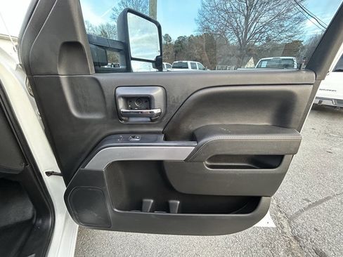 Used 2015 Chevrolet Silverado 2500 LT w/ Z71 Package, Off-Road image 26