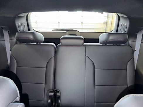 New 2026 Chevrolet Traverse RS image 34