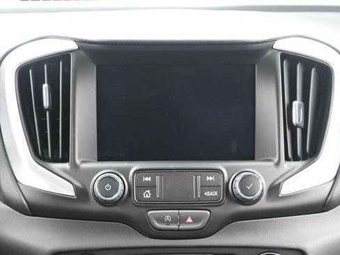 Used 2024 GMC Terrain SLT FWD image 25