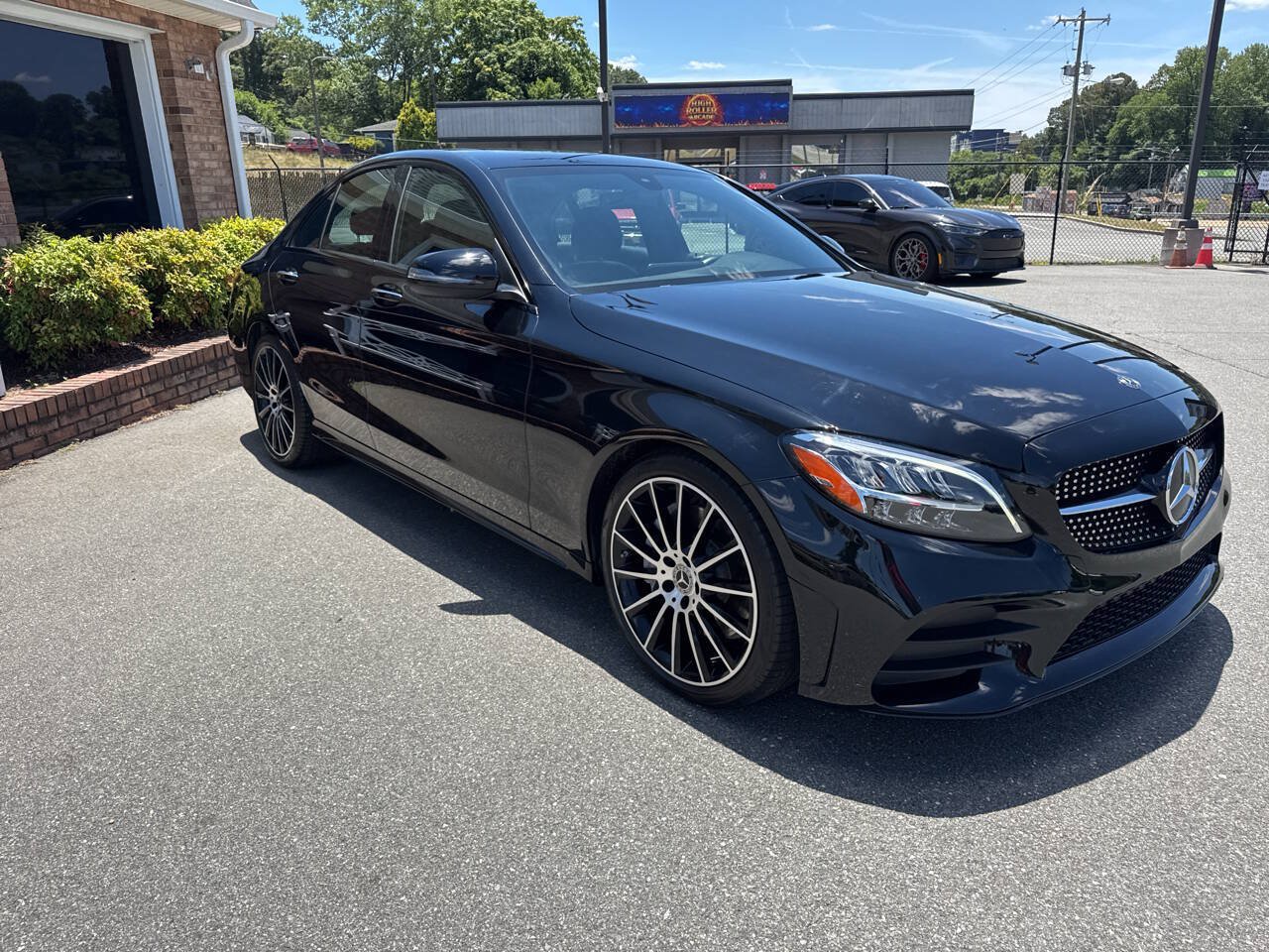 Used 2019 Mercedes-Benz C 300 Sedan image 7