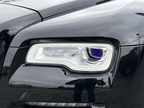 Used 2018 Rolls-Royce Dawn image 31