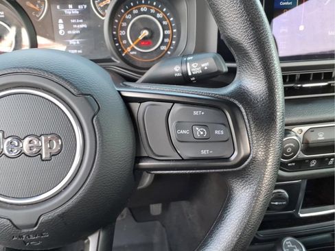 Used 2024 Jeep Wrangler Sport AWD/4WD image 23