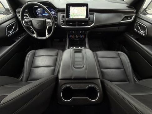 Used 2023 Chevrolet Tahoe Z71 w/ Luxury Package AWD/4WD image 13