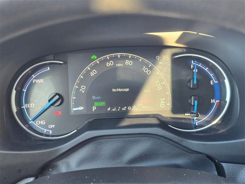 Certified 2025 Toyota RAV4 XLE image 29