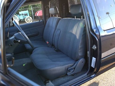 Used 1994 Toyota Pickup DX image 53