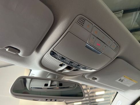 Used 2015 Mercedes-Benz C 300 4MATIC Sedan image 82