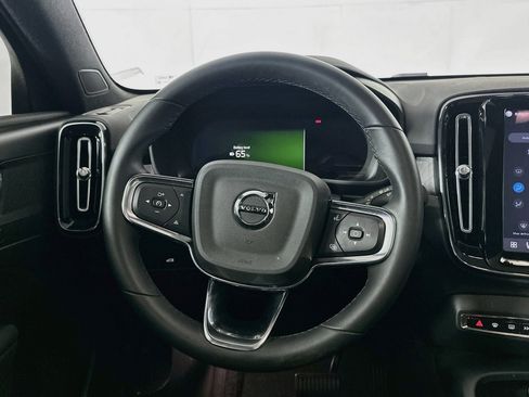 Used 2023 Volvo C40 P8 Recharge Plus AWD/4WD image 18