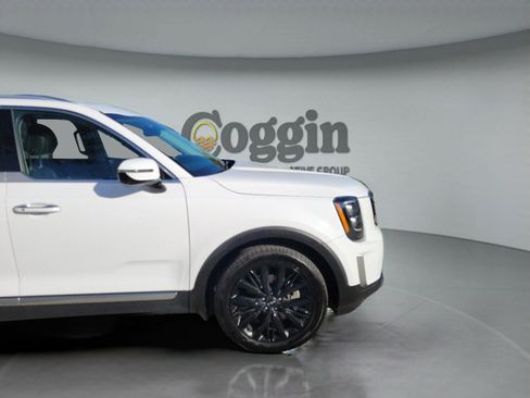 Used 2022 Kia Telluride SX w/ SX Prestige Package AWD/4WD image 32