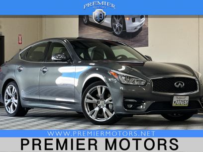 Used 2015 INFINITI Q70 3.7 w/ Sport Package