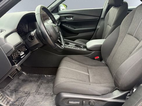 Used 2024 Honda Accord Sport image 7
