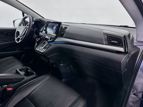 Used 2023 Honda Odyssey Touring image 32