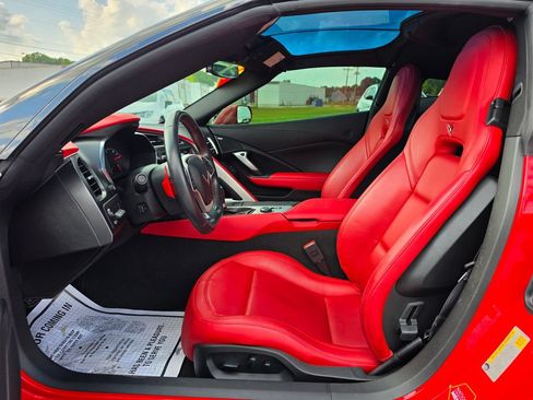 Used 2019 Chevrolet Corvette Stingray Coupe w/ 2LT Preferred Equipment Group RWD image 18