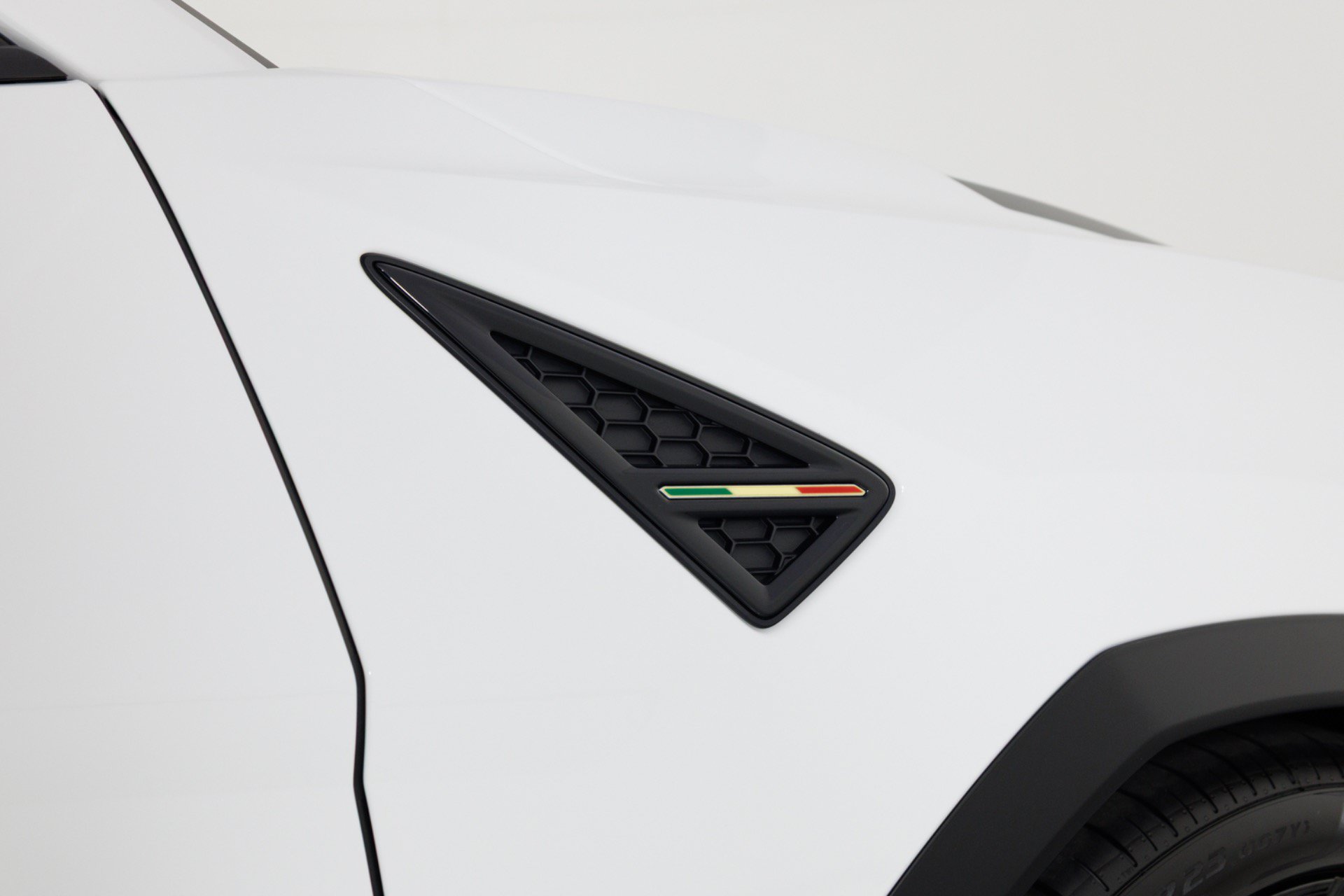 Used 2024 Lamborghini Urus S AWD/4WD image 76
