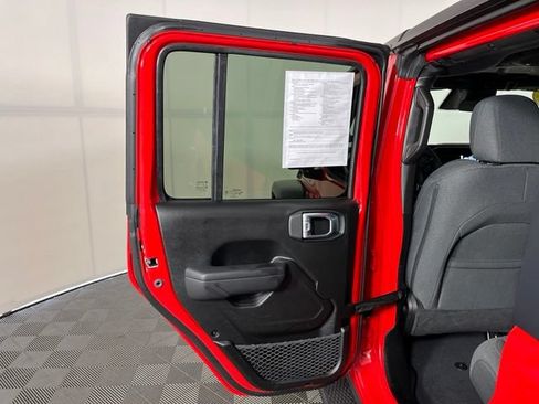 Used 2026 Jeep Wrangler Unlimited Sport AWD/4WD image 38
