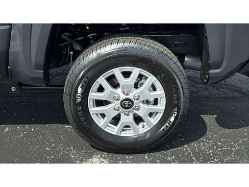 New 2026 Toyota Tacoma SR5 AWD/4WD image 11